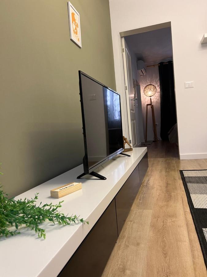 New Bazaar Cane Apartment 3 Tirana Bagian luar foto